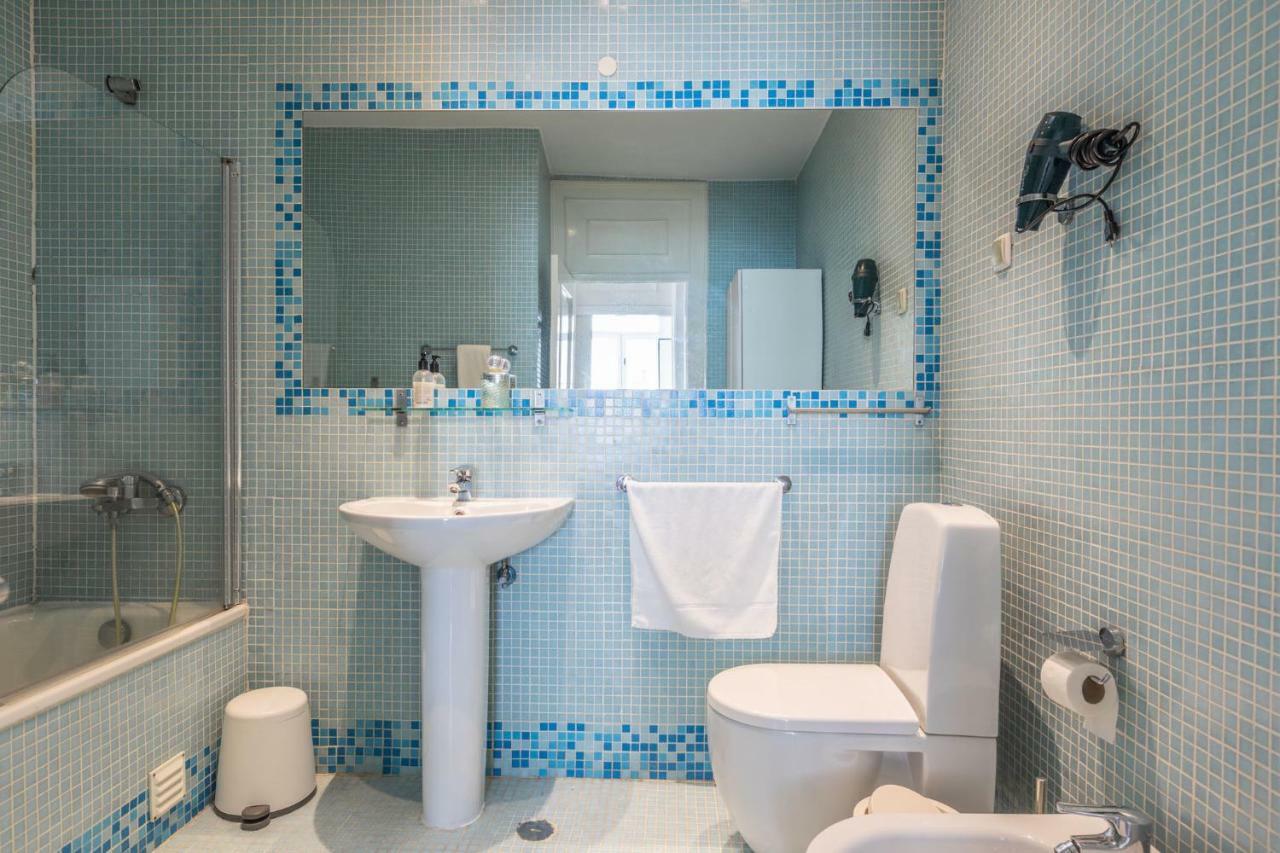 Fantastic Family Apartment In Estrela Lisboa Exteriör bild