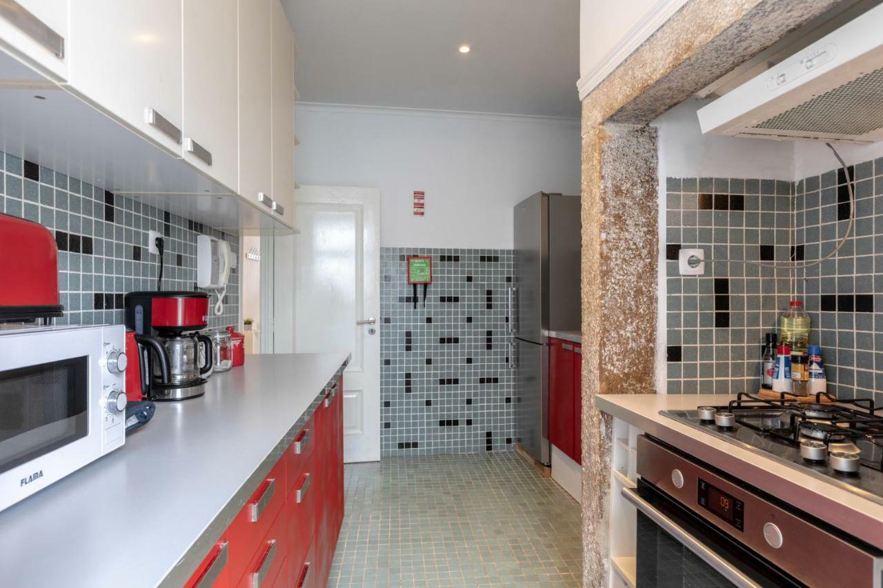 Fantastic Family Apartment In Estrela Lisboa Exteriör bild